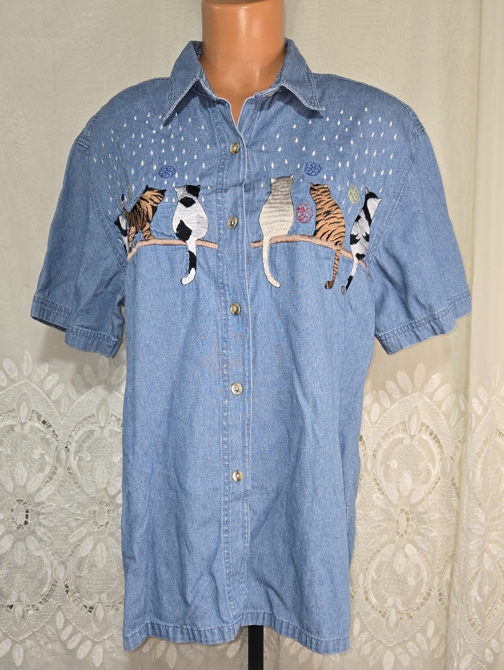 Vintage Passion Denim Embroidered Cat Button Up Shirt Size Large
